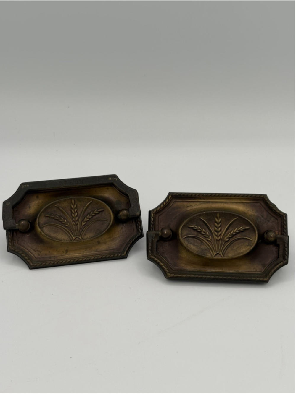 2 Vintage Drawer Pulls, Wheat medallion in center